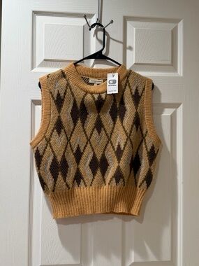 Buckle Mustard Argyle Knit Sweater Vest with Brown & Cream Diamonds